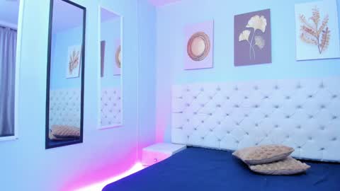Snapshot of antonella_hotkiss chatting on 28, 12, 2024 Antonella online show from 28, 12, 2024