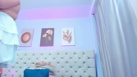 Snapshot of antonella_hotkiss chatting on 20, 2, 2025 Antonella online show from 20, 2, 2025