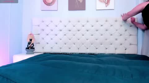 Snapshot of antonella_hotkiss chatting on 7, 3, 2025 Antonella online show from 7, 3, 2025