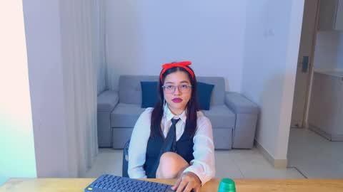 Antonella online show from 5, 6, 2026