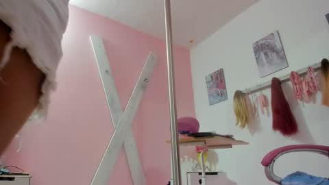 ANTONELLA online show from 31, 1, 2025