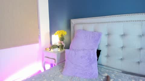 Sarah online show from 1, 1, 2025