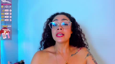 A N T O N E L L E  online show from 26, 1, 2025