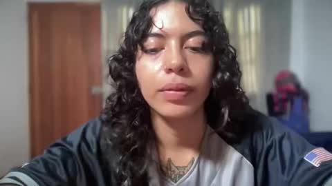 Antonia online show from 26, 11, 2025