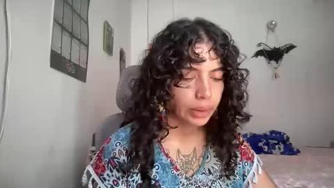 Antonia online show from 2, 12, 2025