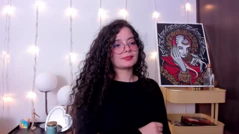 Antonia online show from 2, 2, 2025