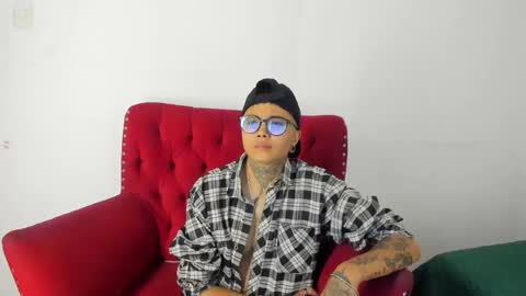 antony_d_ossa online show from 13, 4, 2026