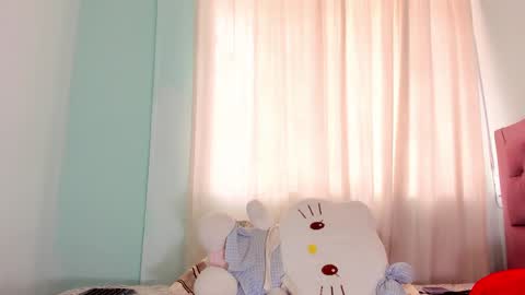 Any online show from 3, 2, 2025