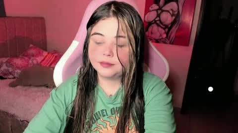   Independent model  online show from 15, 5, 2026