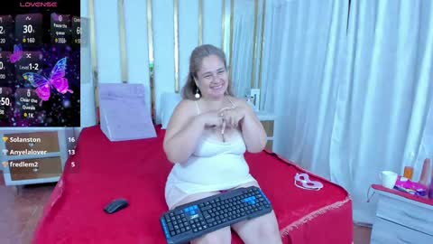 Anyela  online show from 5, 3, 2025