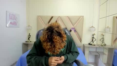 anyelotwink online show from 27, 2, 2026