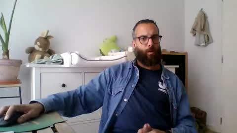 apc_3 online show from 5, 11, 2025