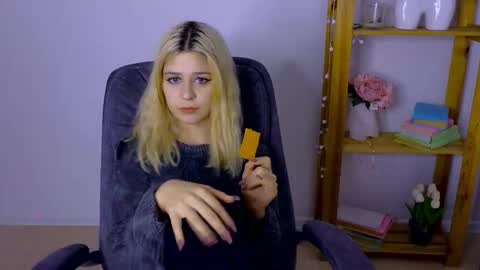 ApheliaStar online show from 1, 11, 2025