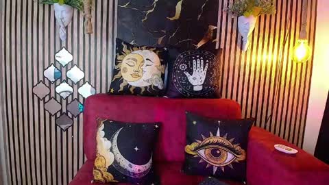 aphrodite__bloom online show from 18, 4, 2026