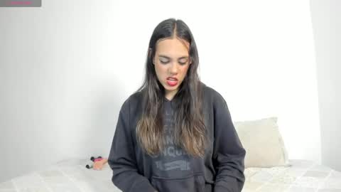 Snapshot of aphrodite_rosse chatting on 8, 6, 2026 aphrodite_rosse online show from 8, 6, 2026