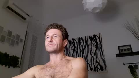 Snapshot of apollobest77 chatting on 17, 1, 2025 apollobest77 online show from 17, 1, 2025