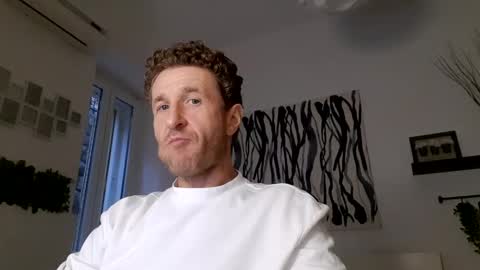 Snapshot of apollobest77 chatting on 20, 1, 2025 apollobest77 online show from 20, 1, 2025