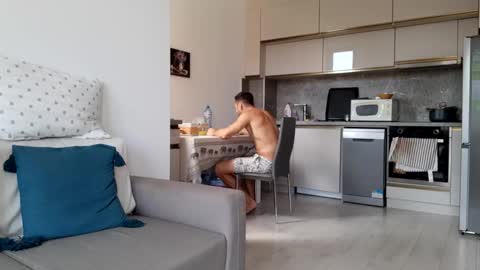 Snapshot of apollobest77 chatting on 10, 9, 2025 apollobest77 online show from 10, 9, 2025