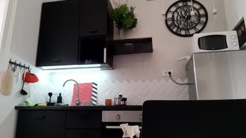 Snapshot of apollobest77 chatting on 23, 11, 2025 apollobest77 online show from 23, 11, 2025