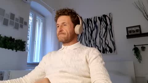 Snapshot of apollobest77 chatting on 20, 2, 2026 apollobest77 online show from 20, 2, 2026