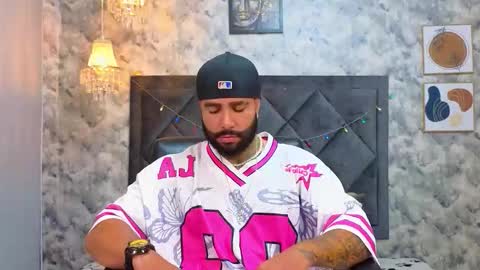 Apolo online show from 2, 12, 2025