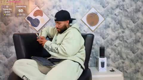 Snapshot of apolo_rousse chatting on 3, 2, 2026 Apolo online show from 3, 2, 2026