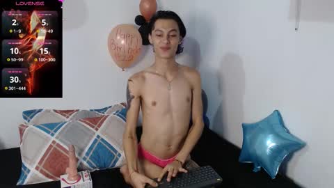 Snapshot of apolo_smith001 chatting on 25, 11, 2025 Apolo online show from 25, 11, 2025