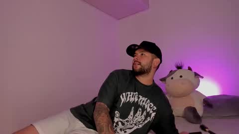 Lola  Apolo online show from 17, 9, 2025