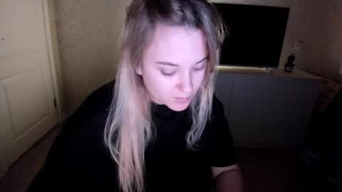 appleyummybuns online show from 17, 11, 2025