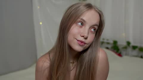  REYNA  my friend   online show from 7, 2, 2025