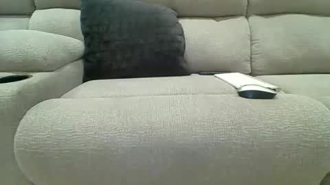 april2000 online show from 6, 1, 2025