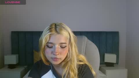 April Bunny online show from 24, 1, 2025