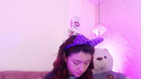   online show from 6, 10, 2025