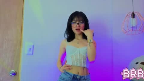 Snapshot of april_bennett chatting on 28, 3, 2026 online show from 28, 3, 2026