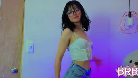 Snapshot of april_bennett chatting on 8, 4, 2026 online show from 8, 4, 2026