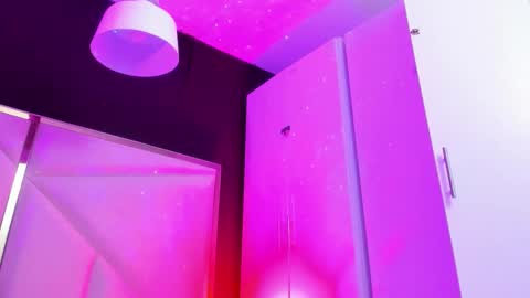 April online show from 16, 9, 2025