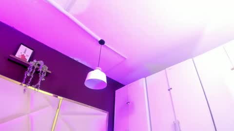 April online show from 20, 10, 2025