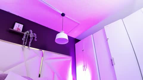 April online show from 21, 3, 2026