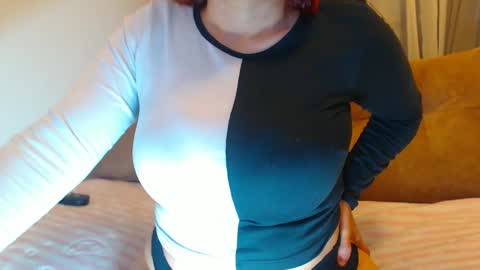 Snapshot of april_harrys chatting on 27, 1, 2025 April online show from 27, 1, 2025