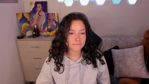 aqua emilly online show from 26, 5, 2026
