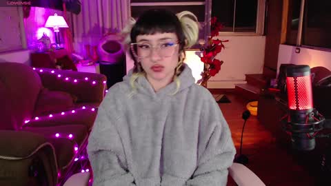 Snapshot of aquamarinebubble chatting on 4, 12, 2024 Zam independent model online show from 4, 12, 2024