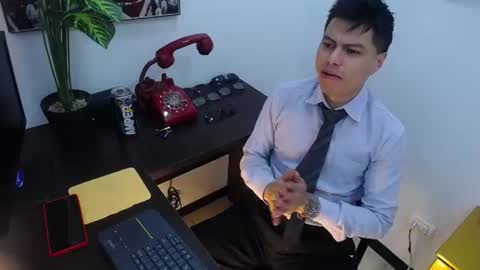 Snapshot of aquilestaylor chatting on 8, 7, 2026 aquilestaylor online show from 8, 7, 2026