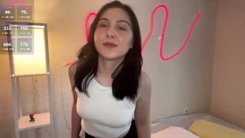 Snapshot of arabunyan chatting on 14, 6, 2026 Emi online show from 14, 6, 2026