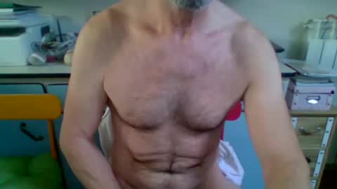 Snapshot of aragon3000 chatting on 9, 11, 2025 aragon3000 online show from 9, 11, 2025