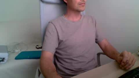 aragon9999 online show from 2, 10, 2025