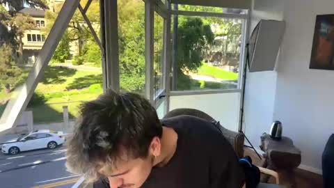 Snapshot of archievirt chatting on 9, 11, 2025 Archie online show from 9, 11, 2025