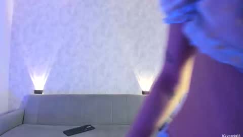    online show from 18, 10, 2025