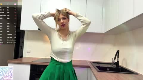 Caroline online show from 30, 5, 2026