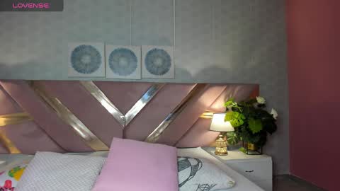 Ari  online show from 3, 1, 2025