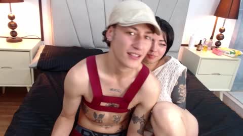 aria y orien  online show from 6, 3, 2025